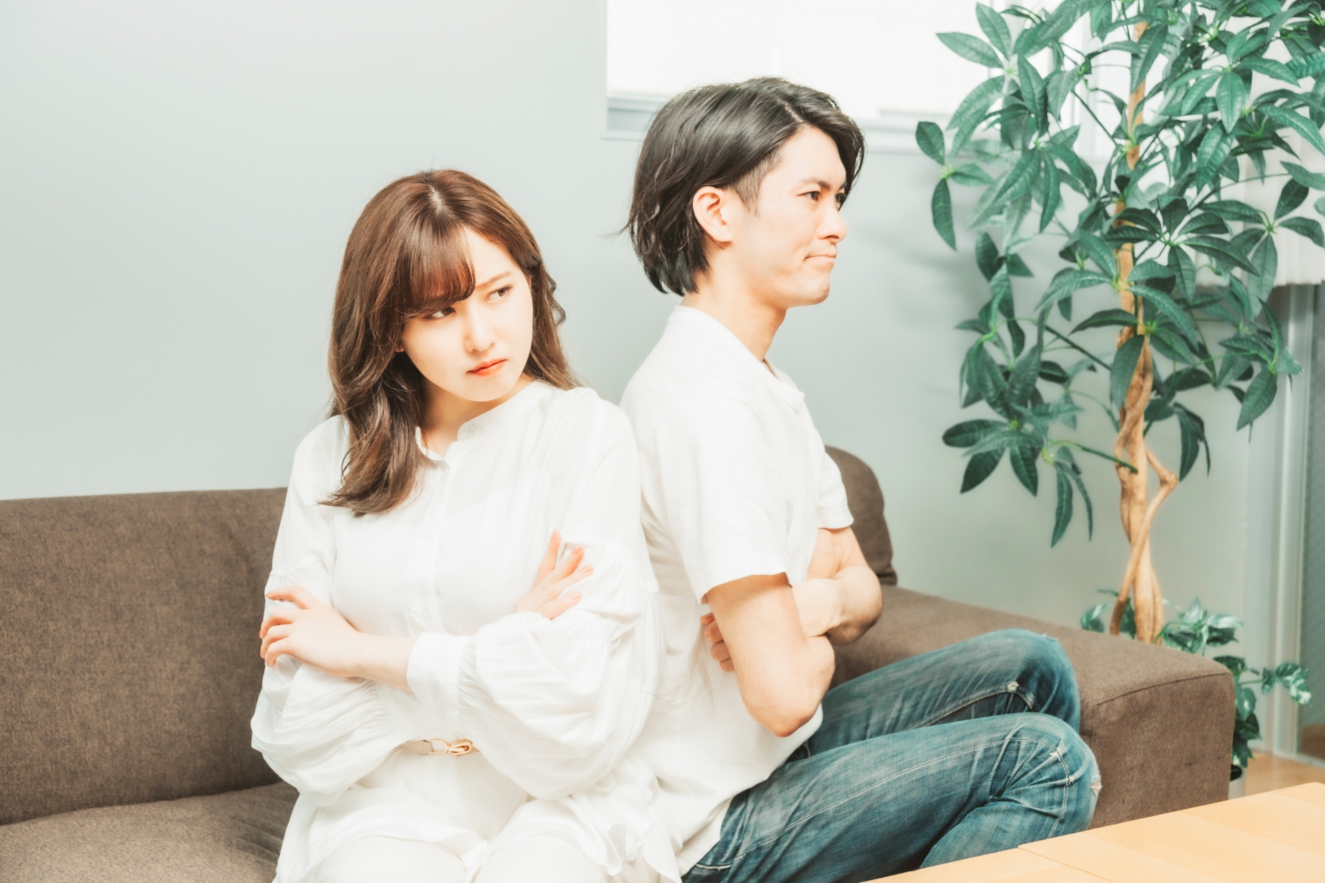 夫婦喧嘩が長引くと離婚行きです！ 無視する、子供に当たるのは辞めましょう。 夫婦関係の改善を促すブログ